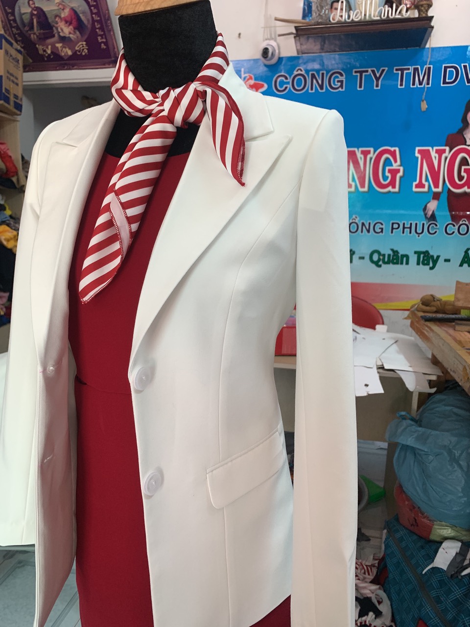 Đồng phục công sở nữ - May Đồng Phục Hồng Ngọc - Công Ty TNHH Dịch Vụ May Hồng Ngọc